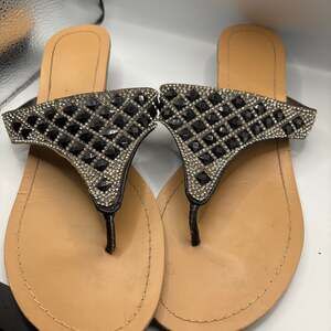 Nicole strappy sandals sz 10 sparkly studded